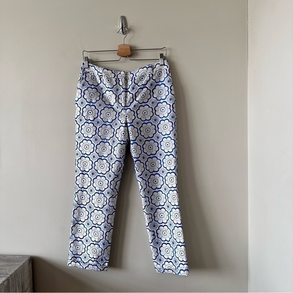 Diane Von Furstenberg-Embroidered Floral 100% Silk Crop Dress Trouser (Size:4) - Picture 3 of 12